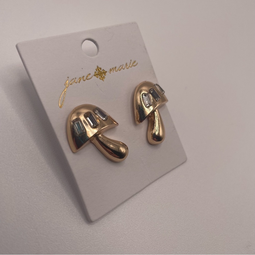 Jane Marie Gold Mushroom Stud Earrings - Picture 3 of 4